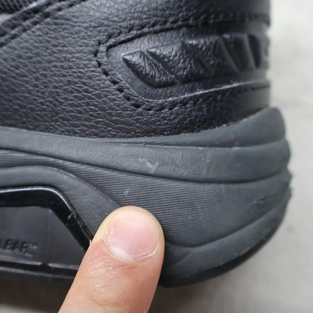 New Balance few blemish
